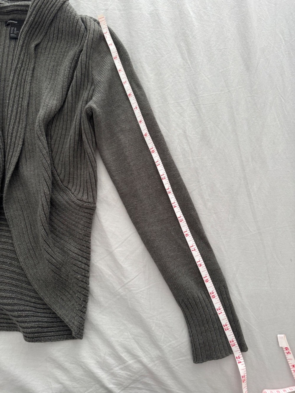 H&M Cardigan - Picture 5 of 7